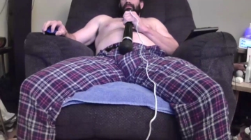 Bigman1947  21-11-2021 video submissive